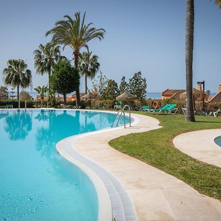 1 Marbella Beach Golf Apartment Exterior photo