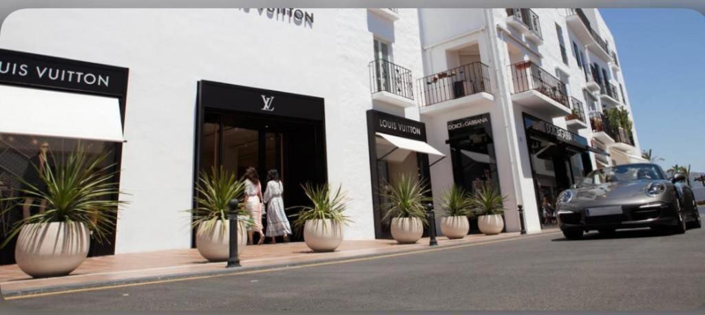 1 Marbella Beach Golf Apartment Exterior photo