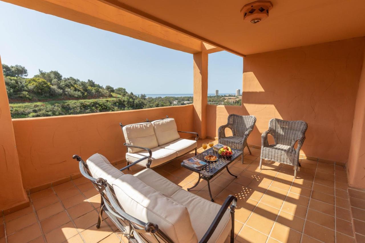 1 Marbella Beach Golf Apartment Exterior photo